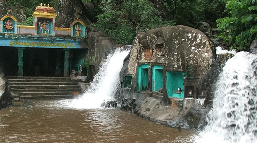 Kallathigiri Waterfall